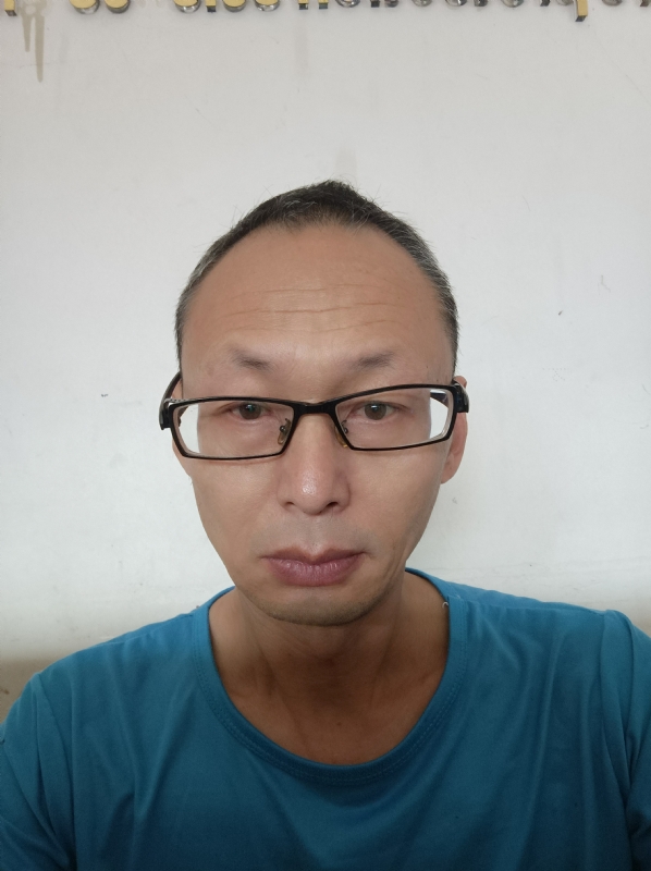 生活的第一张照片--唐山相亲服务中心