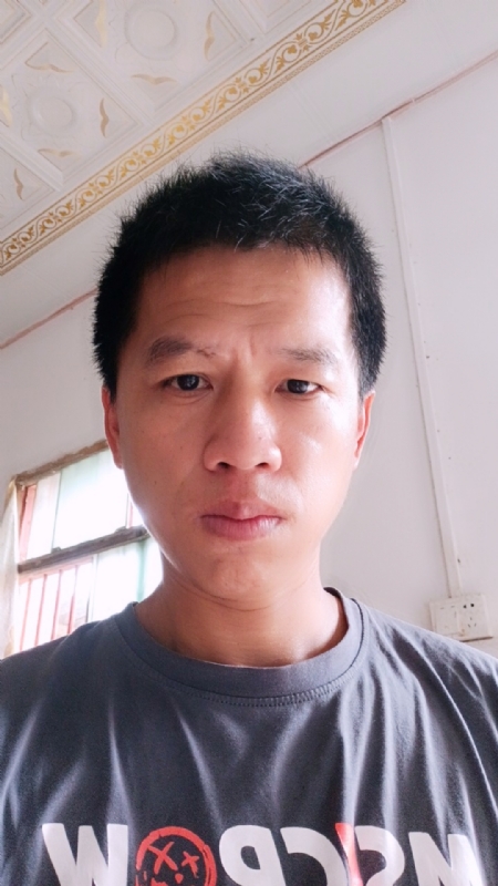 人都再努力的第一张照片--唐山相亲服务中心