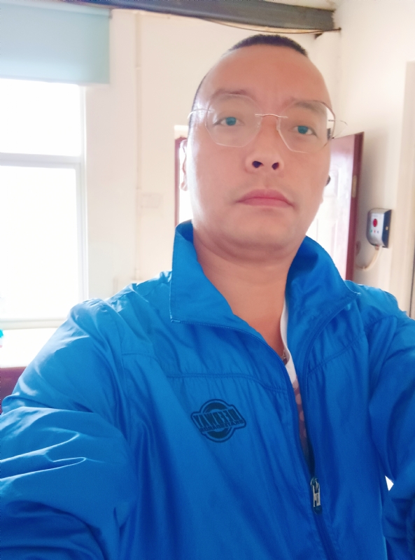 通海混混的第一张照片--唐山相亲服务中心