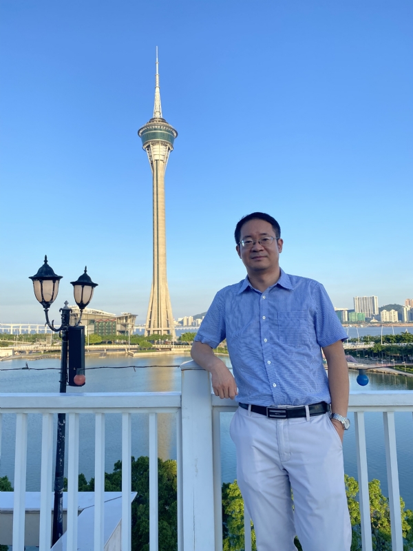 Yangyi的第三张照片--唐山相亲服务中心