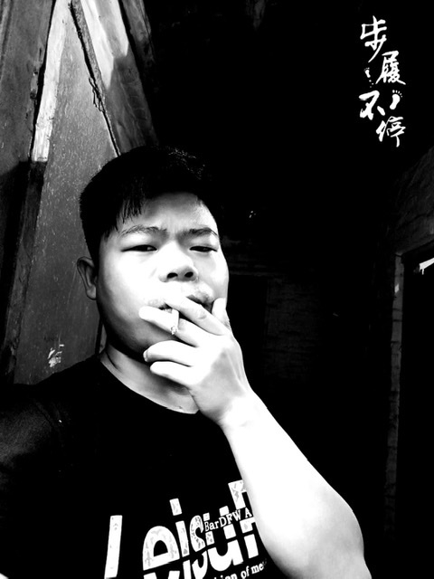 一見鍾情的第三张照片--唐山相亲服务中心