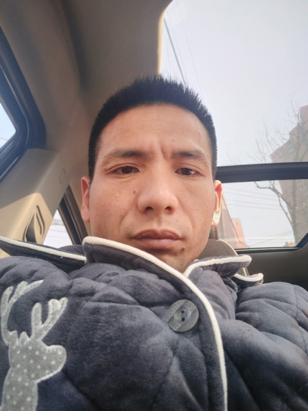 青春不长在的第一张照片--唐山相亲服务中心