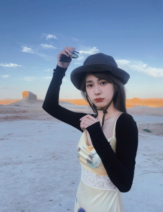 英姐的第一张照片--唐山相亲服务中心