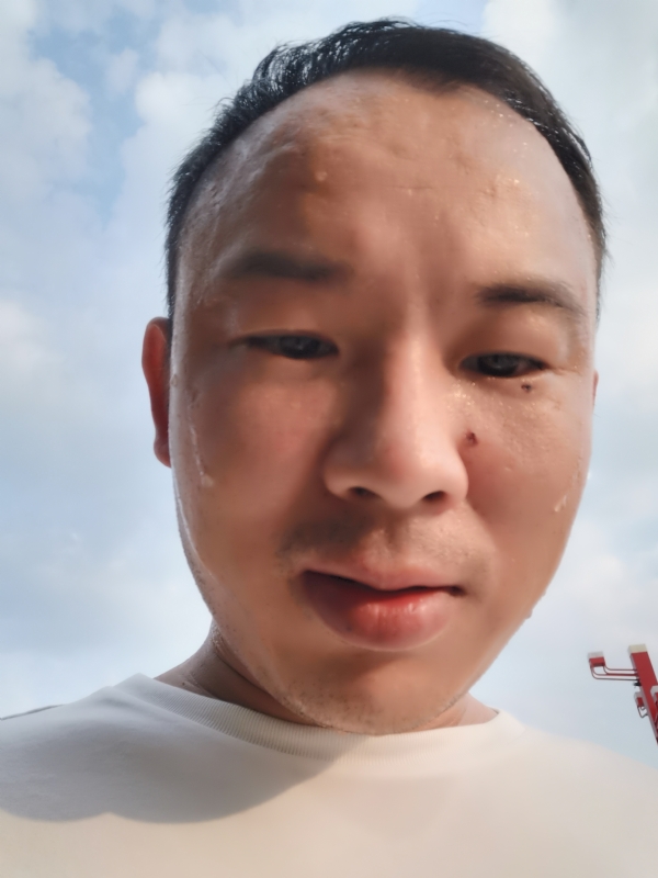 唐老鸭的第一张照片--唐山相亲服务中心