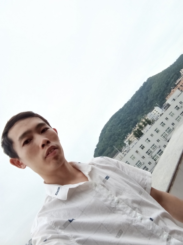 会飞的鱼的第一张照片--唐山相亲服务中心