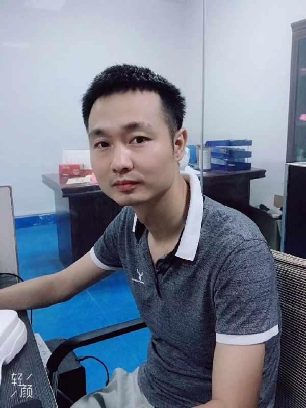 不忘初心的第一张照片--唐山相亲服务中心