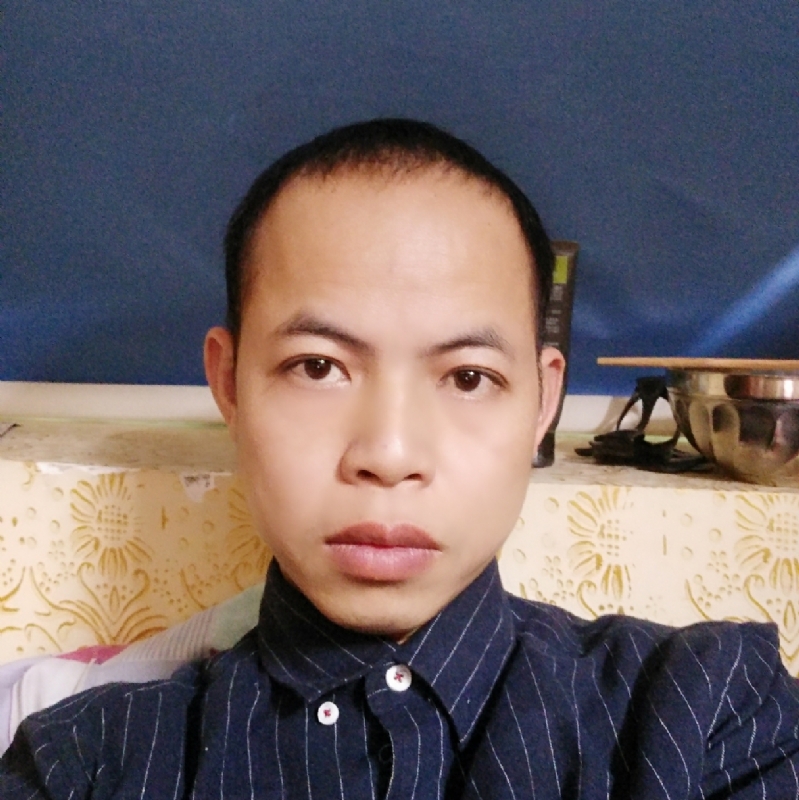 男儿当自强的第一张照片--唐山相亲服务中心