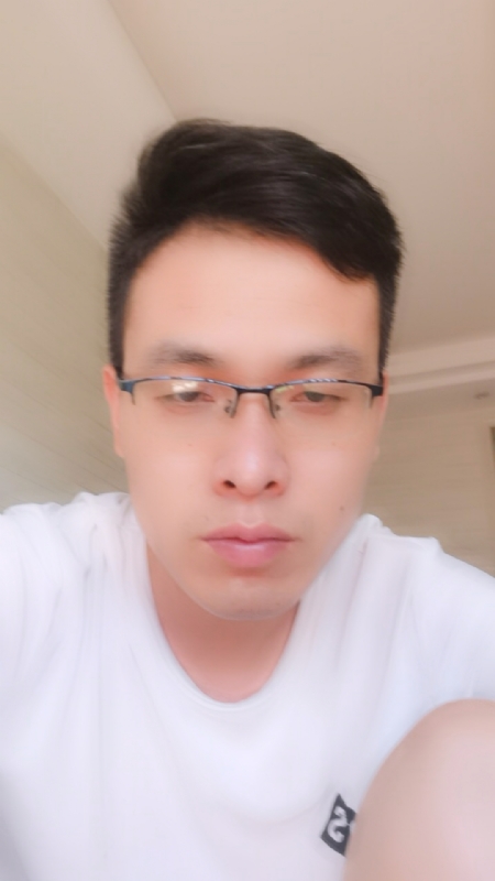 携一人白首的第一张照片--唐山相亲服务中心