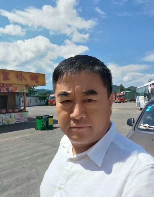 从此不再孤独的第一张照片--唐山相亲服务中心