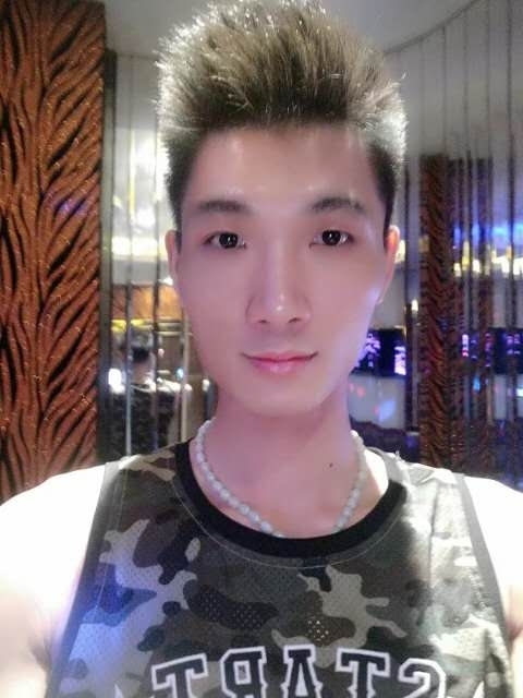 人生如戏的第一张照片--唐山相亲服务中心