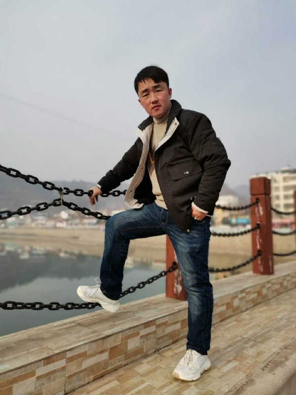 性情中人的第一张照片--唐山相亲服务中心