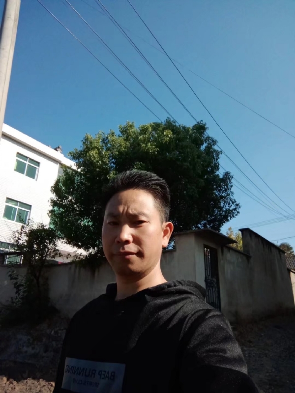 寻缘中的第二张照片--唐山相亲服务中心