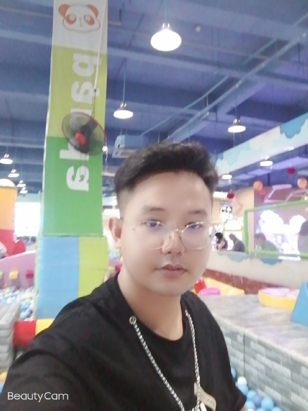 棒哥的第三张照片--唐山相亲服务中心