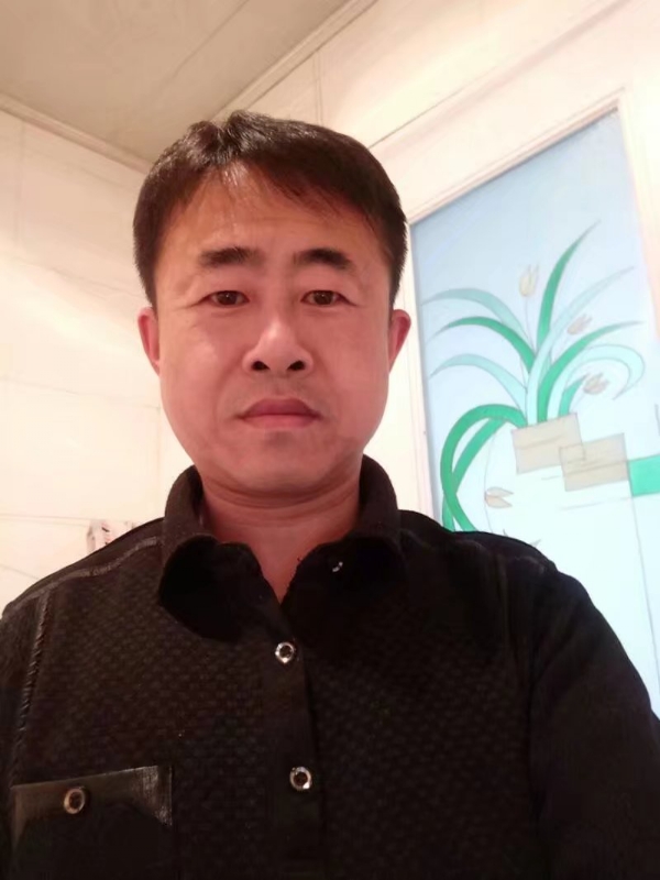 坦率的第一张照片--唐山相亲服务中心