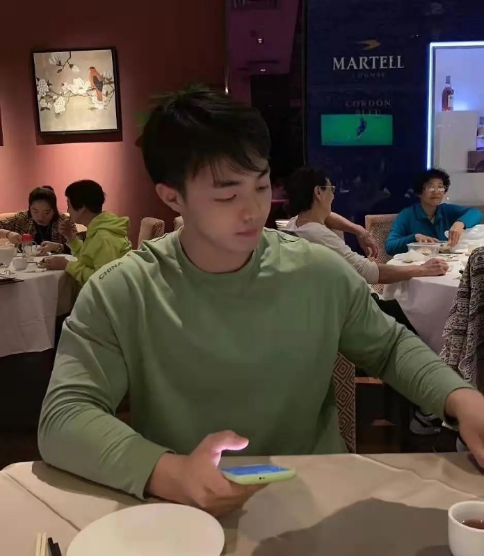 la的第一张照片--唐山相亲服务中心