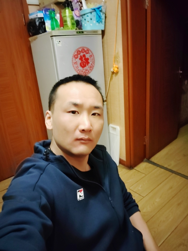 子昂的第一张照片--唐山相亲服务中心