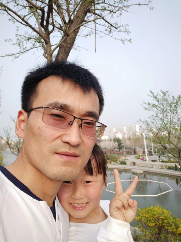 简单的幸福的第一张照片--唐山相亲服务中心