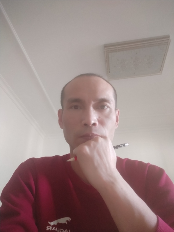 左边的第一张照片--唐山相亲服务中心