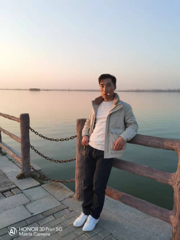 望月兔的第一张照片--唐山相亲服务中心