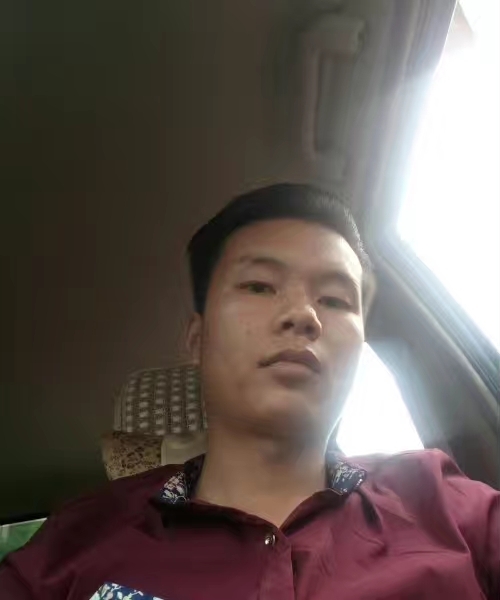 单亲爸爸的第一张照片--唐山相亲服务中心