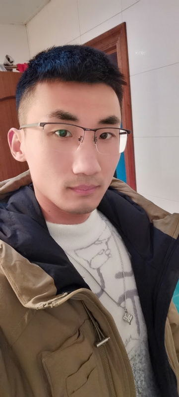 闯红灯吐泡泡的第一张照片--唐山相亲服务中心