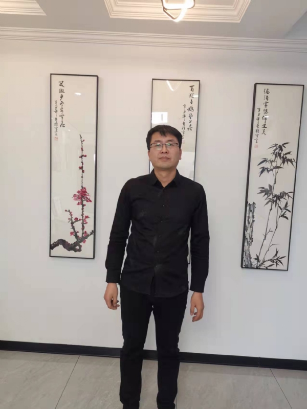 情义比天高的第一张照片--唐山相亲服务中心