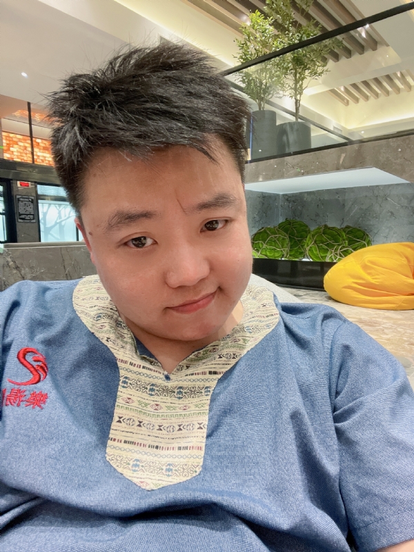 小恶魔的第二张照片--唐山相亲服务中心