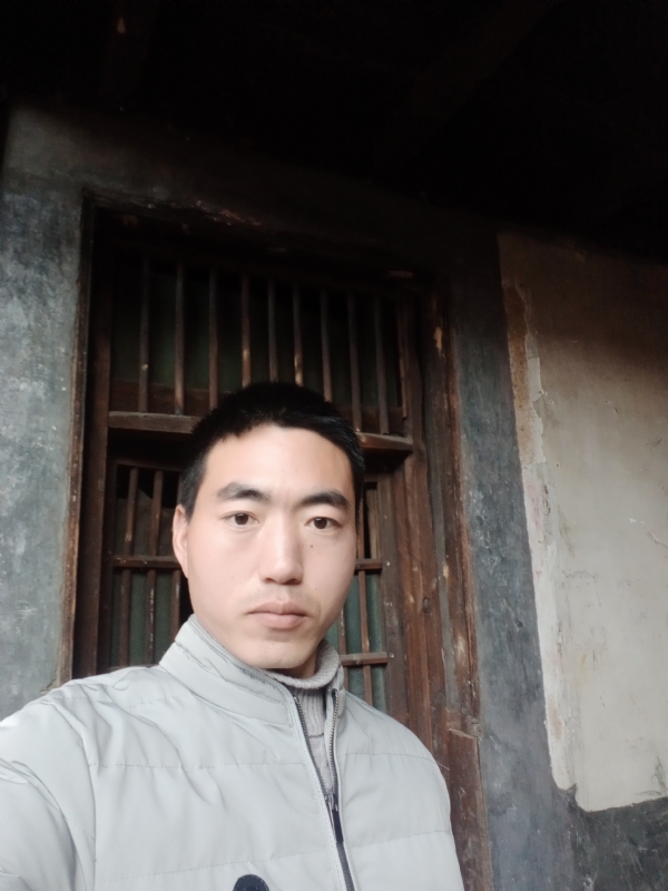 嫁与娶的第一张照片--唐山相亲服务中心