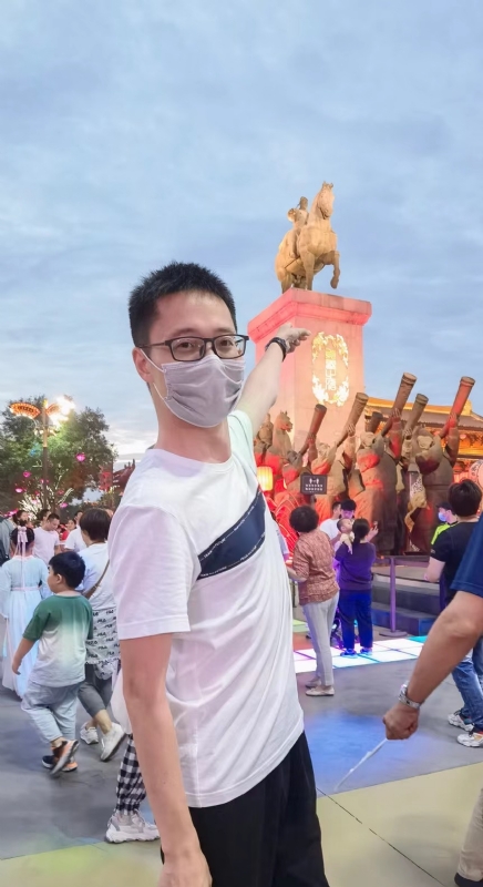 一休哥的第一张照片--唐山相亲服务中心