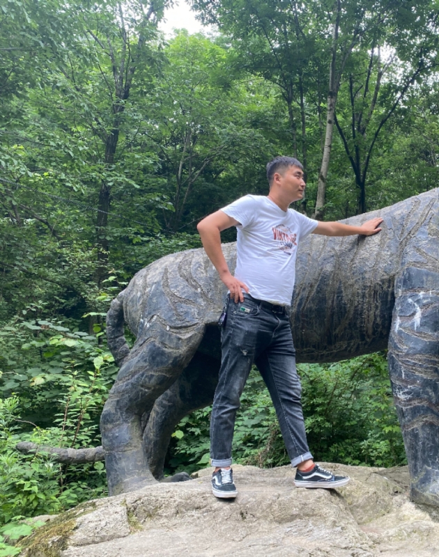 芥蒂的第一张照片--唐山相亲服务中心