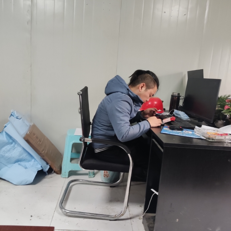 太空舱的第一张照片--唐山相亲服务中心