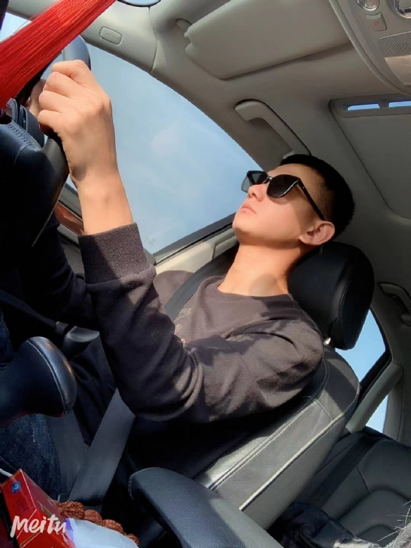 小五的第一张照片--唐山相亲服务中心