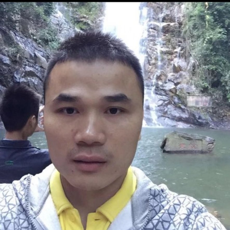 老梁的第一张照片--唐山相亲服务中心