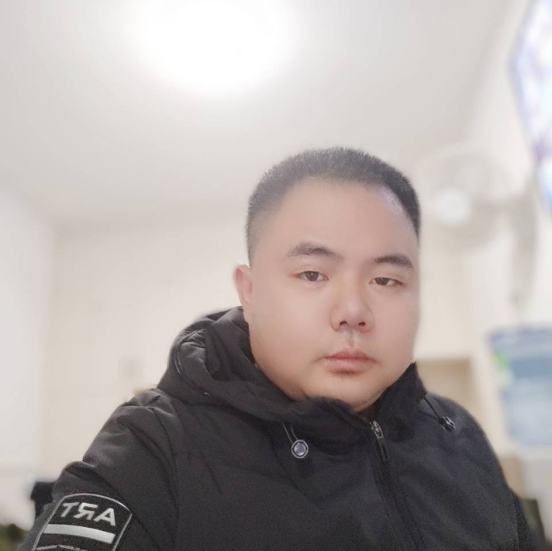 珍惜眼前人的第一张照片--唐山相亲服务中心