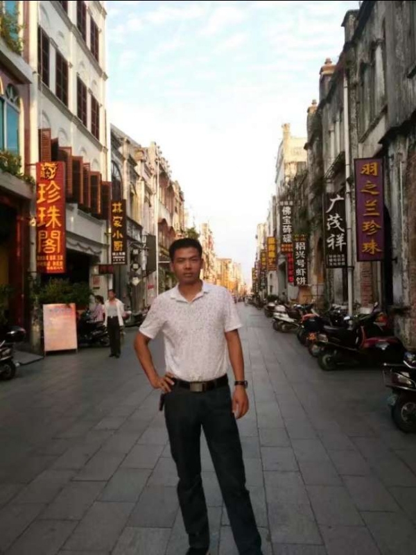 爱生活爱健康的第一张照片--唐山相亲服务中心