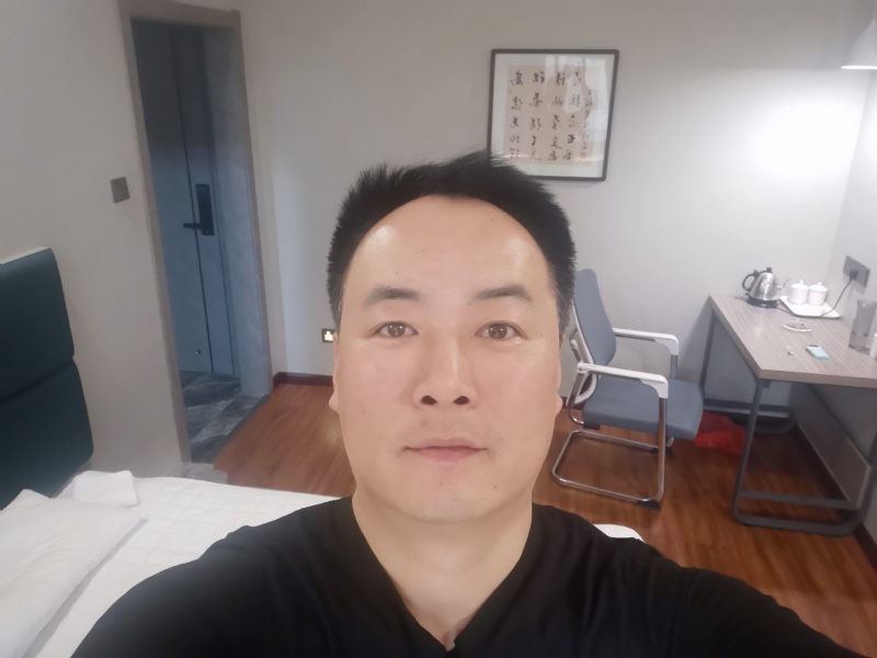 莫待花落空折枝的第一张照片--唐山相亲服务中心