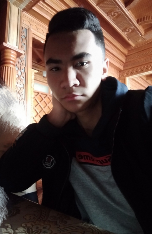 永不放弃的第一张照片--唐山相亲服务中心