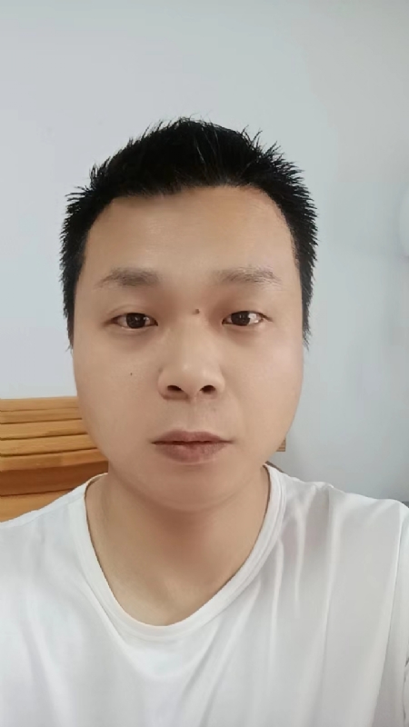 阳光的第一张照片--唐山相亲服务中心