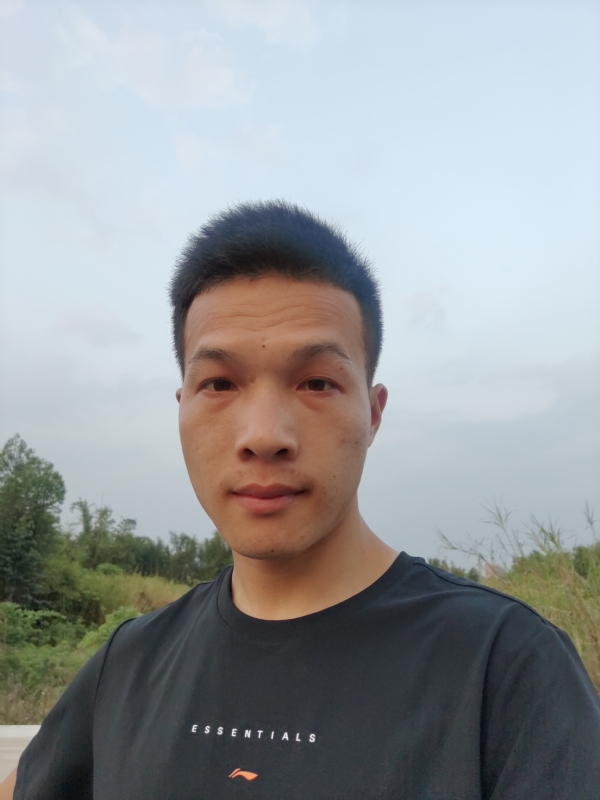 大龙的第一张照片--唐山相亲服务中心