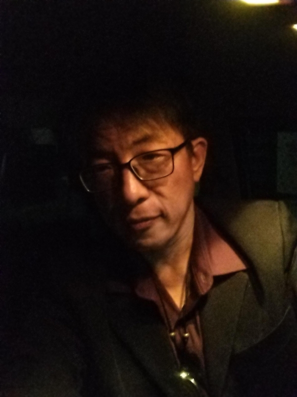 隱姓埋名的第一张照片--唐山相亲服务中心