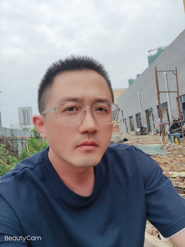 清风烈酒的第二张照片--唐山相亲服务中心