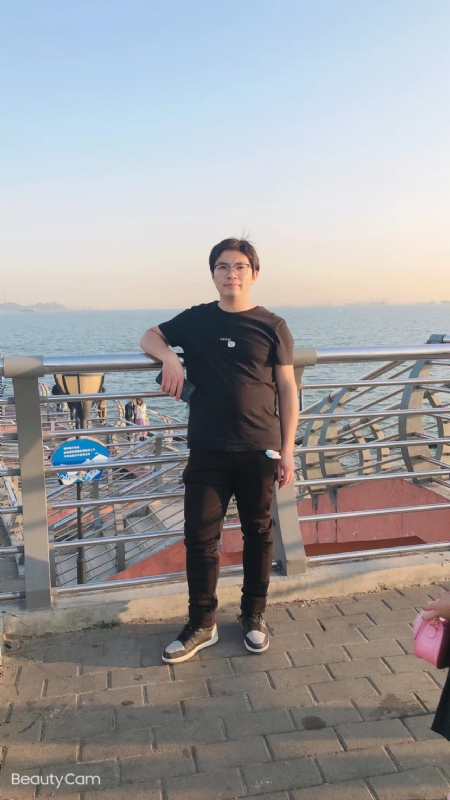 陆迅的第二张照片--唐山相亲服务中心