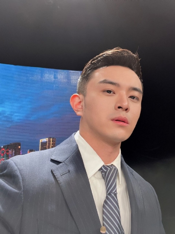 韩哥的第二张照片--唐山相亲服务中心