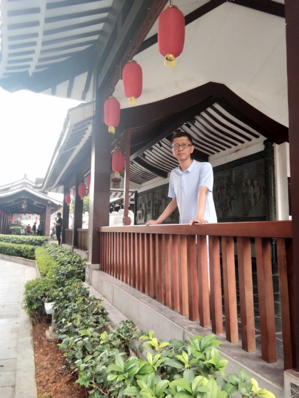 lijian的第一张照片--唐山相亲服务中心