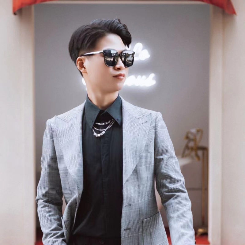 苟逸飞48的第二张照片--唐山相亲服务中心