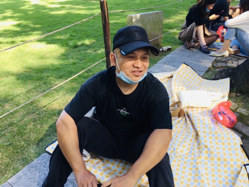 好大一颗石头的第一张照片--唐山相亲服务中心