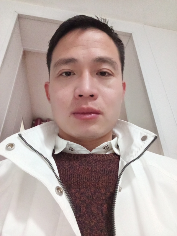 忧伤还是快乐的第一张照片--唐山相亲服务中心