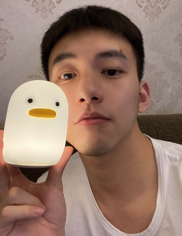 绝世大冤种的第三张照片--唐山相亲服务中心