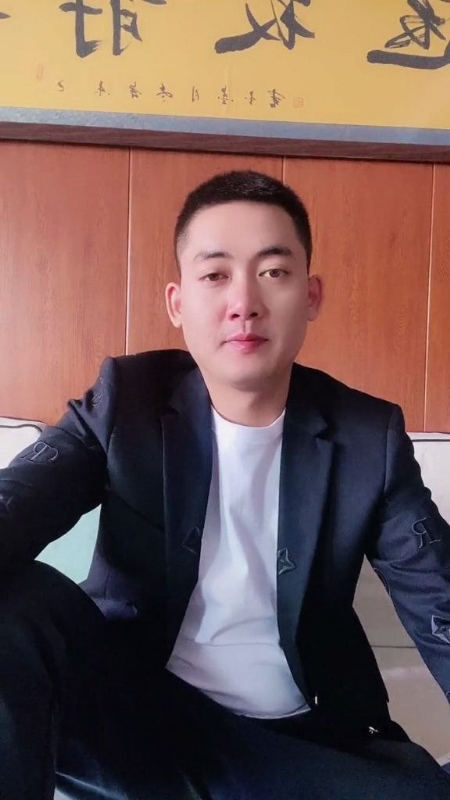 李泽胜的第一张照片--唐山相亲服务中心