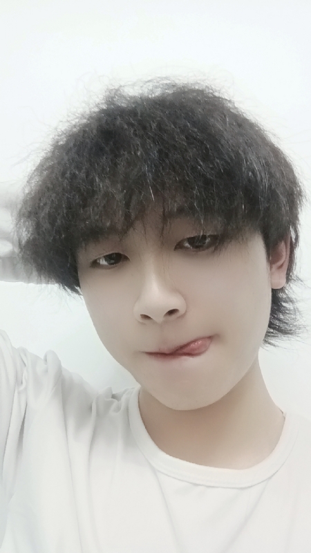 晓傑的第二张照片--唐山相亲服务中心